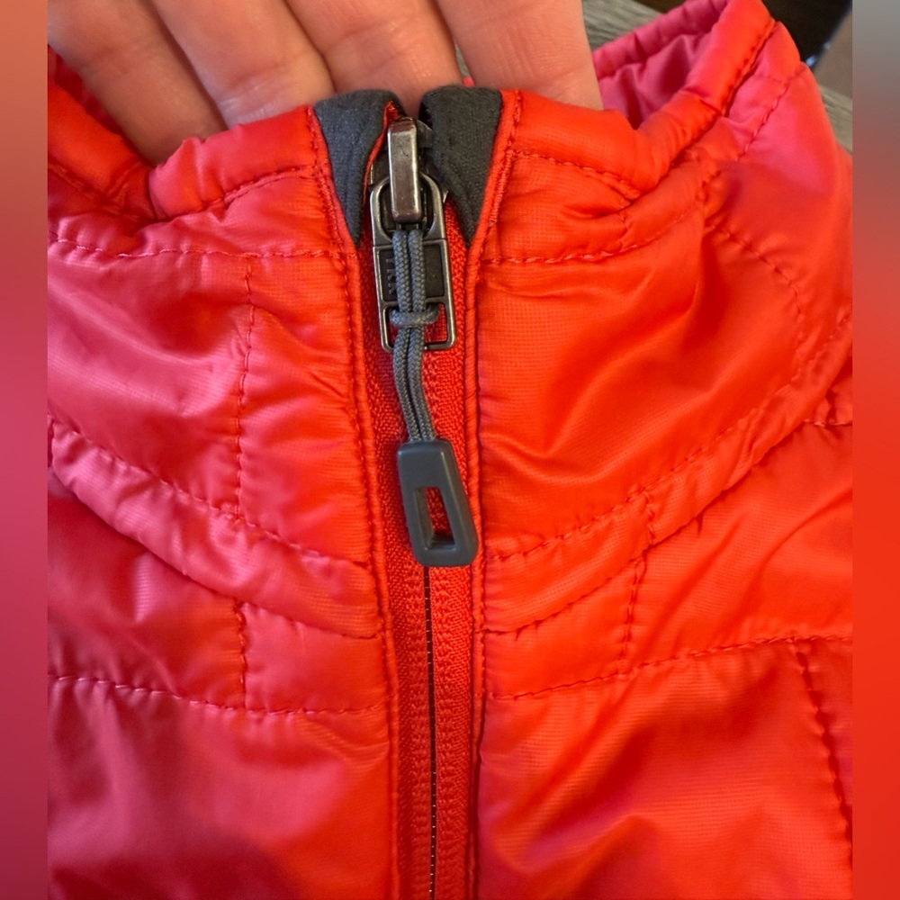 Patagonia Lightweight Puffer - Picture 4 of 7